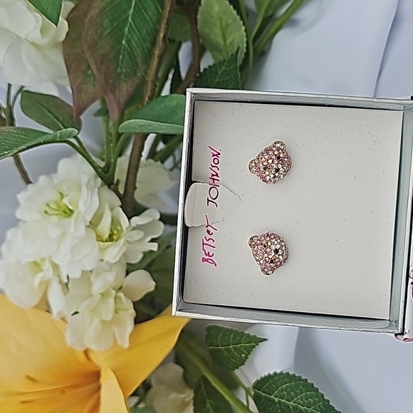 BETSEY JOHNSON TEDDY BEAR EARRINGS - Picture 2 of 3